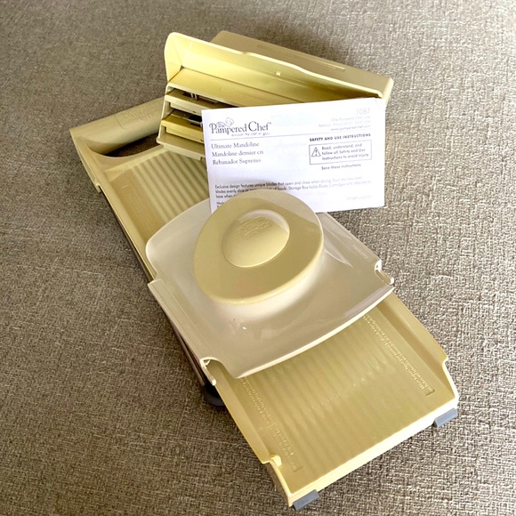 Pampered Chef Kitchen Pampered Chef Ultimate Mandoline Poshmark
